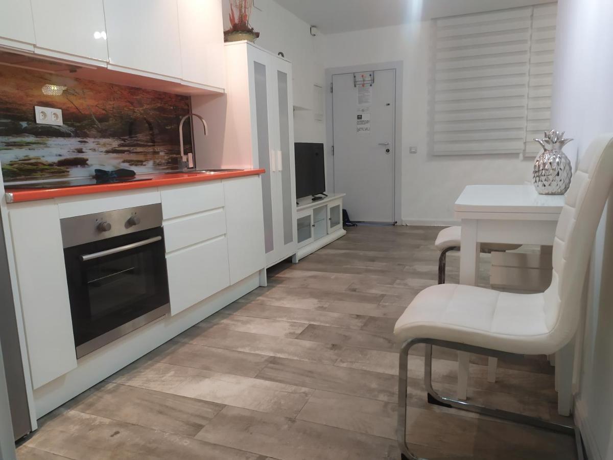 Carihuela Los Nidos Sun&Beach Leilighet Torremolinos Eksteriør bilde